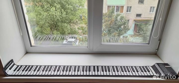 Электронное гибкое пианино