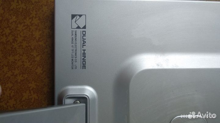 Монитор Samsung