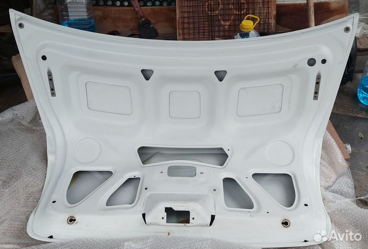 Крышка багажника LADA-219010 granta, 2017 г.в. (до