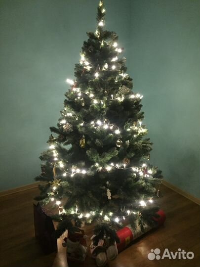 Ель искусственная