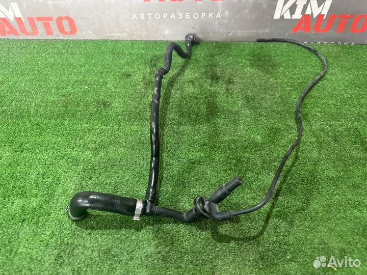 Вакуумная трубка Audi A6 C6 Quattro седан 3.2 2007