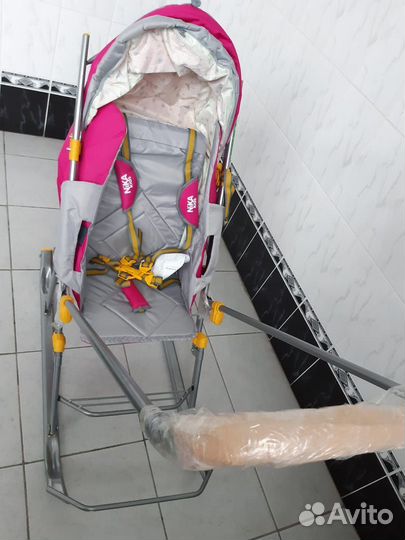 Велосипед трёхколёсный с ручкой бу