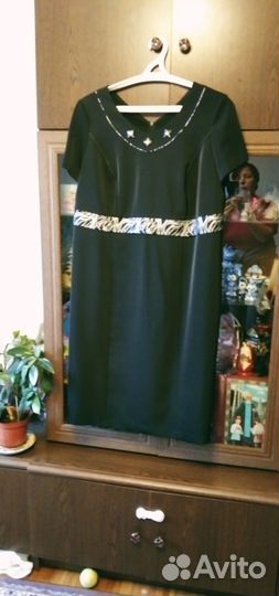 Женское платье-костюм и жакет