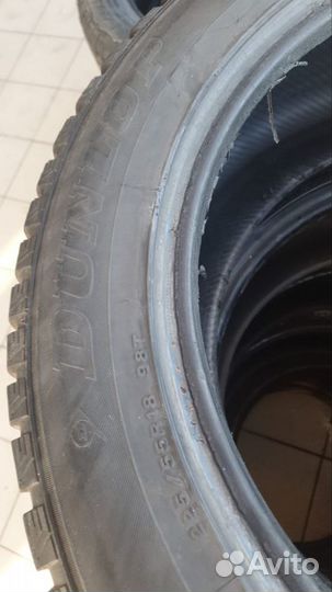 Dunlop SP Winter Ice 01 225/55 R17 98T