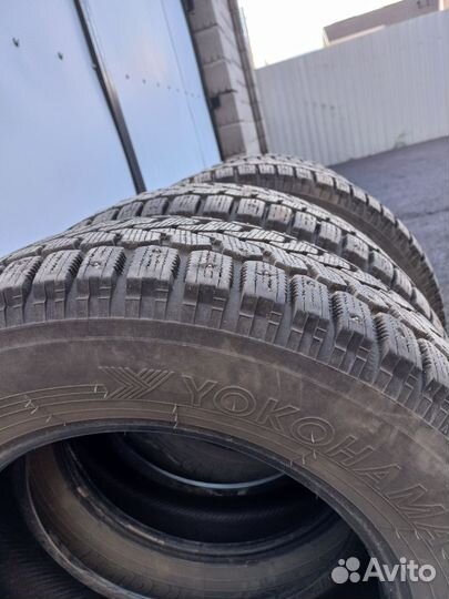 Yokohama IceGuard Stud IG65 215/70 R16 100