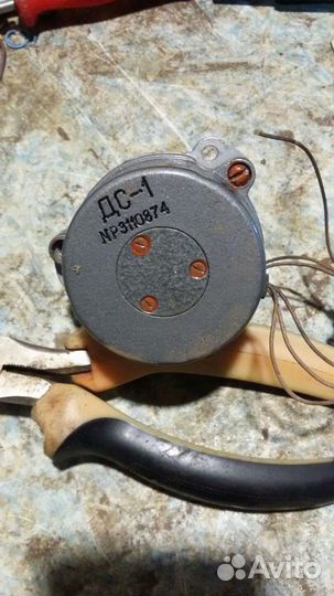 Коллекционныг электродвигатели дс-1, абе-052-4му3