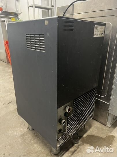 Льдогенератор бу