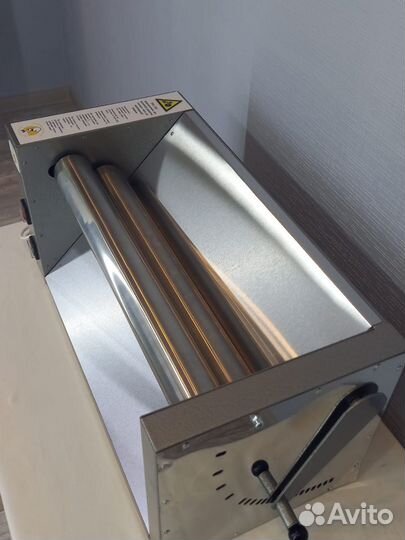 Тестораскаточная машина, тестораскатка, каталка