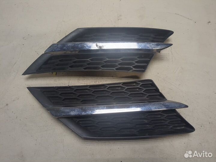 Решетка радиатора Toyota RAV 4, 2014