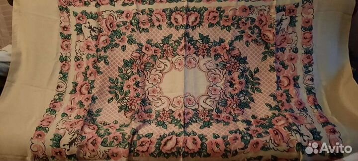 Ковер-скатерть и покрывало плюшевые, товинтаж