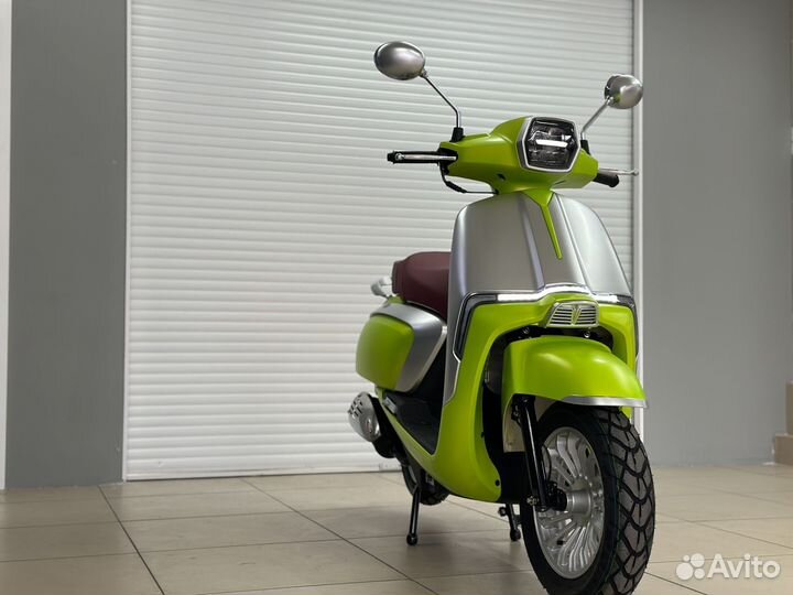 Скутер promax Lambretta 240(49)