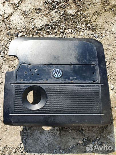 Декоративная крышка двигателя volkswagen polo 4