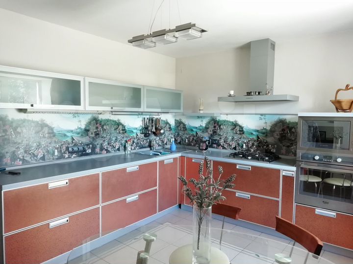 3-к. квартира, 103,3 м², 2/12 эт.