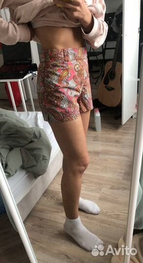 Шорты H&M с принтом