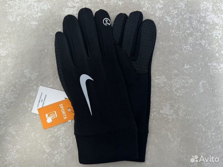 Перчатки nike hyperwarm