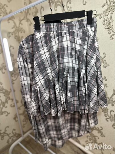 Костюм с юбкой в клетку