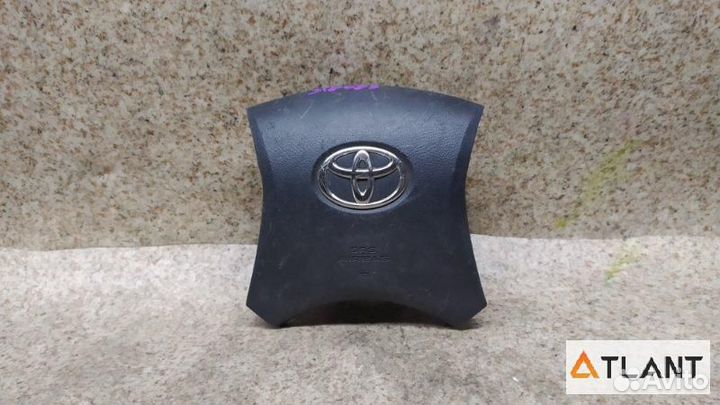 Airbag водительский toyota isis