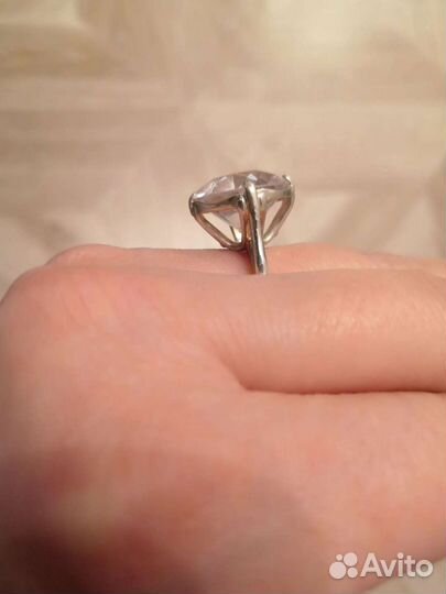 Серебряное кольцо
