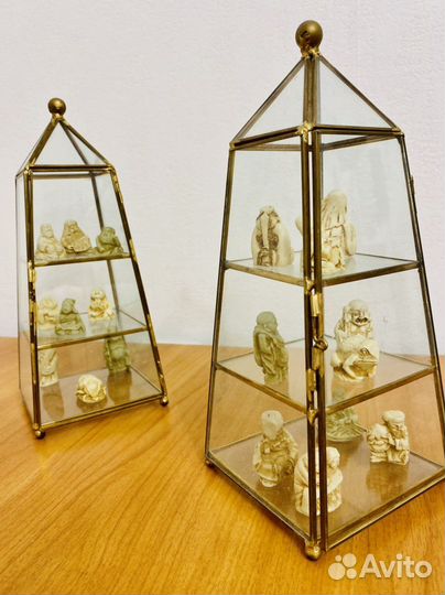 Миниатюрная винтажная шкатулка-витринка