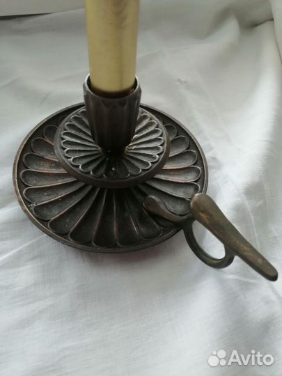 Подсвечник