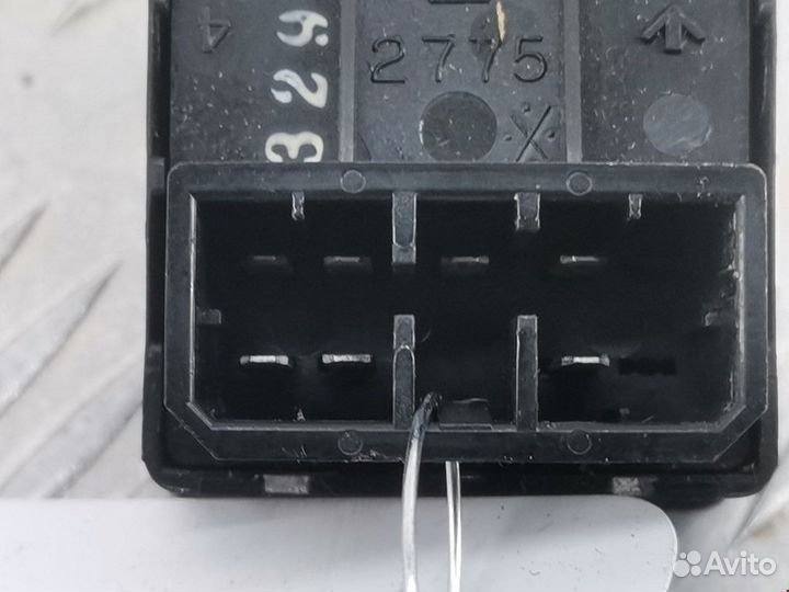 Кнопка (выключатель) Mitsubishi Pajero Sport 1999