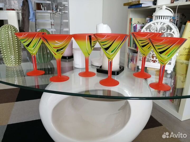 Стеклянные цветные бокалы, фужеры 6 шт