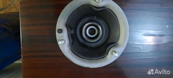 Опорный подшипник передней стойки вмw e60