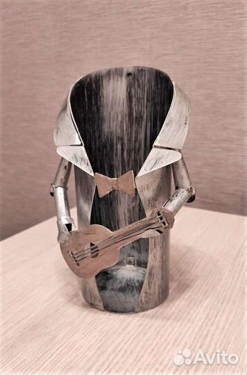 Декоративная подставка для бутылки 