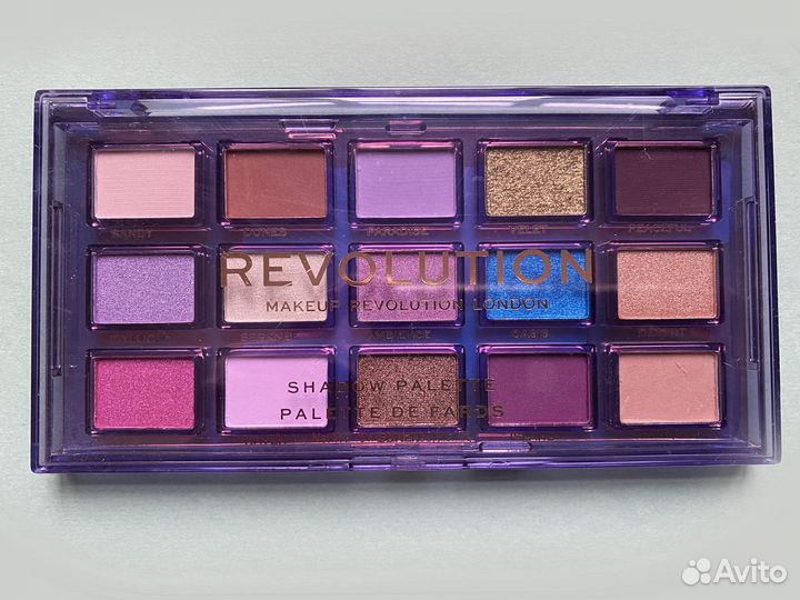 Тени для век Makeup Revolution ultra violet, новые
