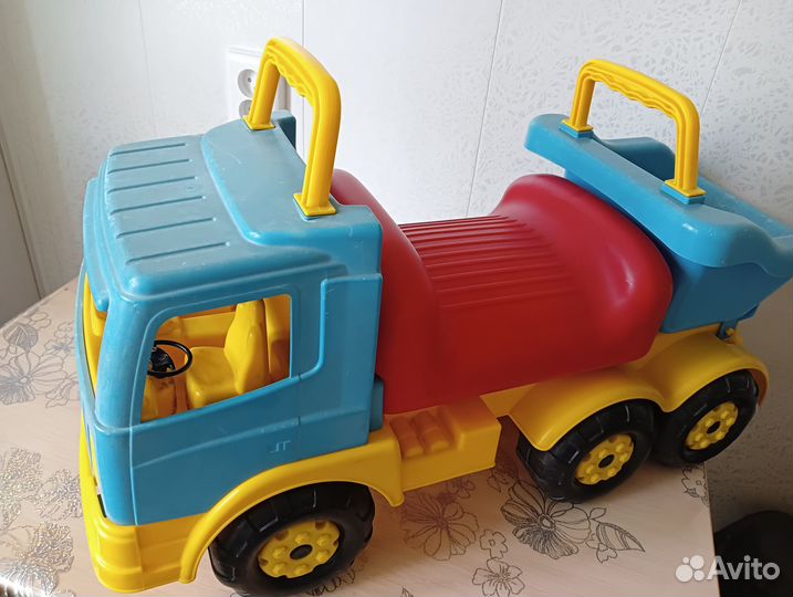 Машина каталка