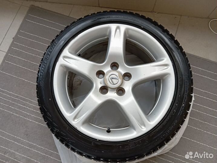 Колеса зимние Лексус 235/45 R17 диски/резина