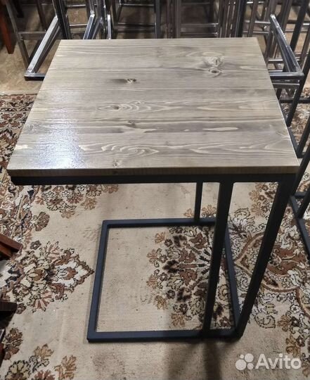 Прикроватный столик лофт