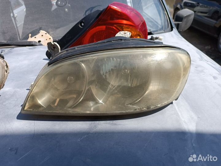Фары фара фонарь Киа спектра kia spectra подкрылок