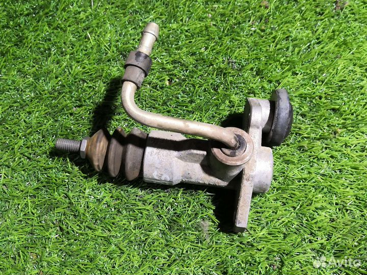 Главный цилиндр сцепления Audi A4 b5