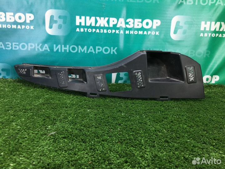 Кронштейн бампера переднего правый Renault Arkana