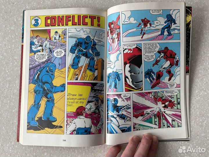 Книга комиксов Iron Man на английском