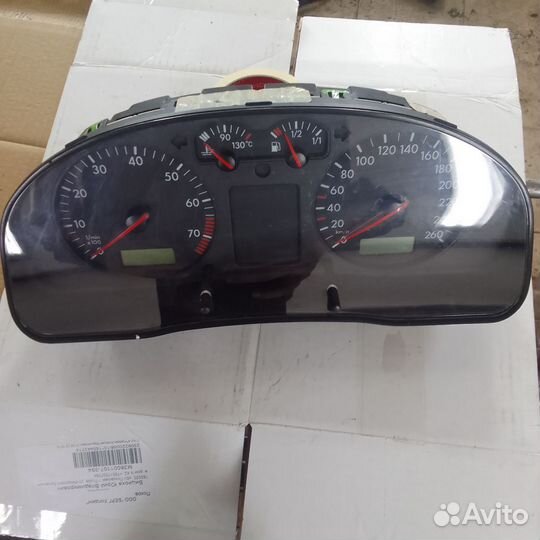 Панель приборов Volkswagen Passat B5 1996-2000