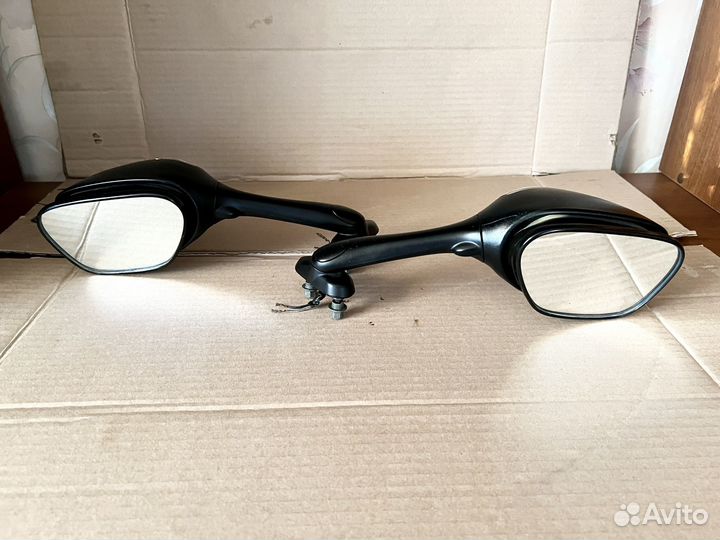 Зеркала оригинал Suzuki GSX-R 1000 750 600