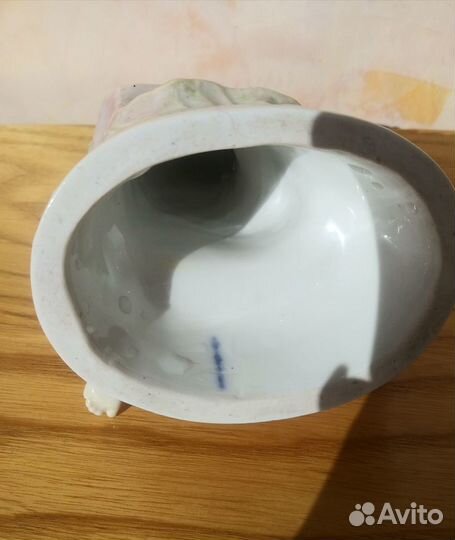 Фарфоровая антикварная статуэтка, KPM