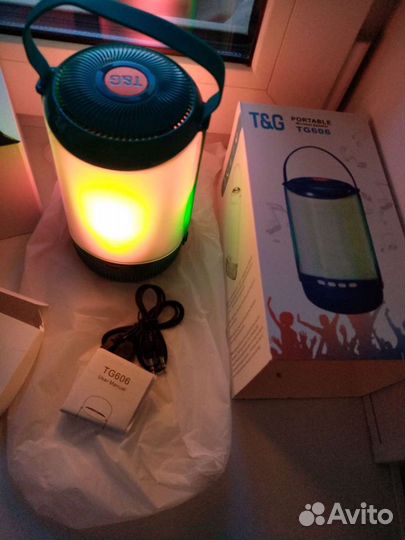 Блютуз колонка с подсветкой tg-606
