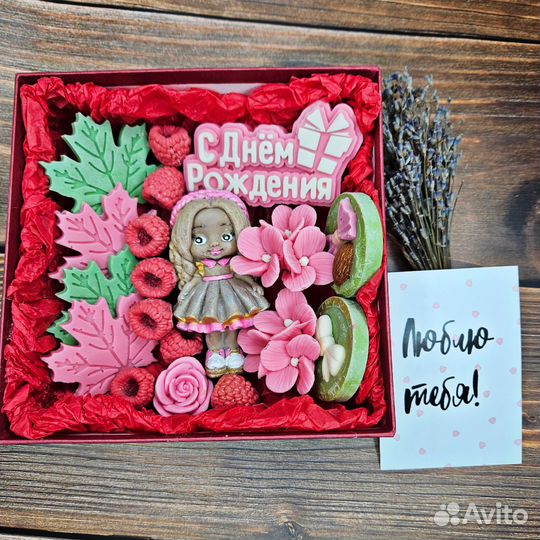 Клубника в шоколаде / шоколадный подарок в наличии