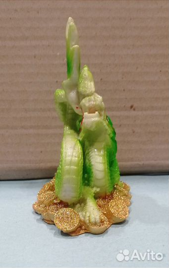 Дракон фигурка