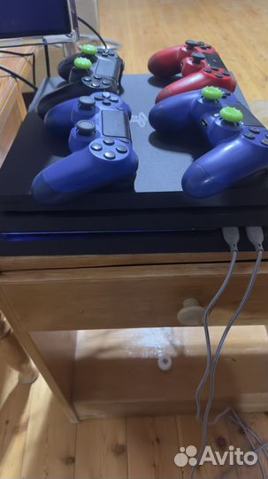 Playstation PS 4 PRO 1 TB