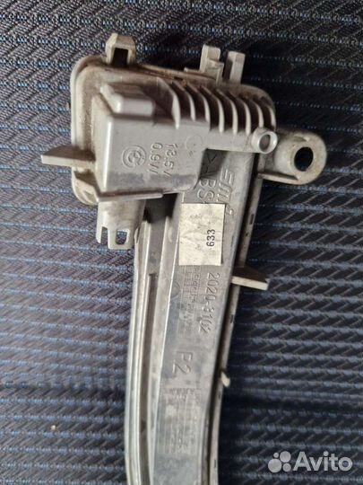 Повторитель поворота в зеркало bmw x1 e84