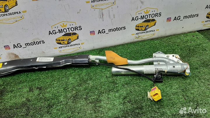 Шторка безопасности правая Volkswagen Passat B5