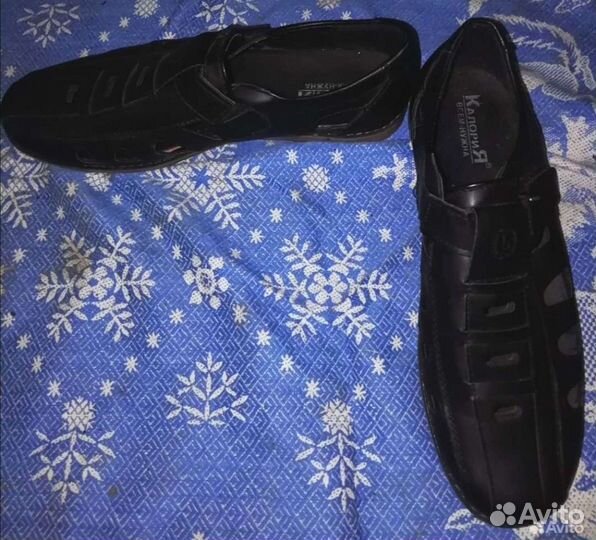 Сандали новые