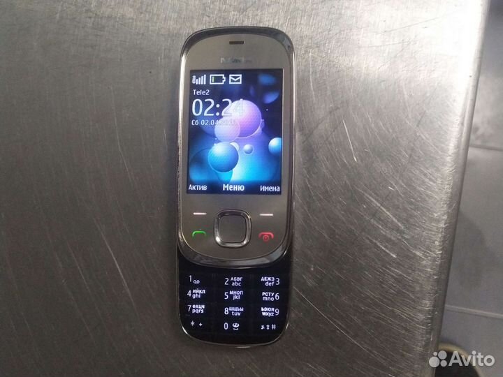 Мобильные телефоны