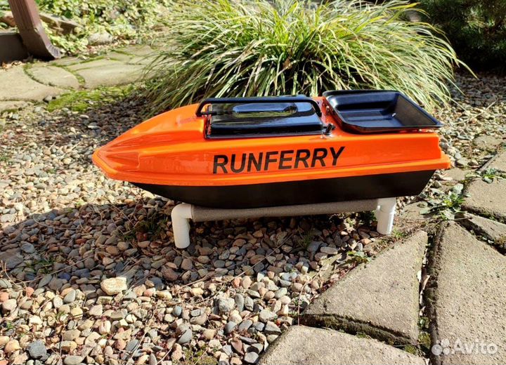 Прикормочный карповый кораблик Ранферри Atom