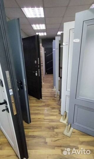 Двери новые