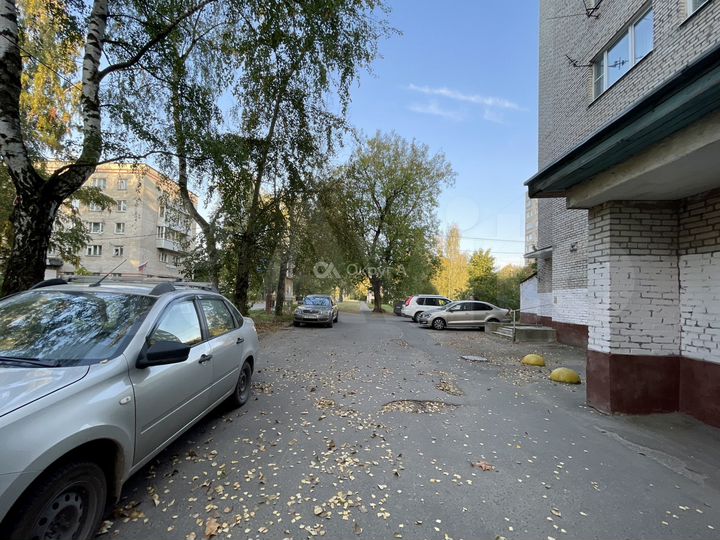4-к. квартира, 80 м², 3/9 эт.